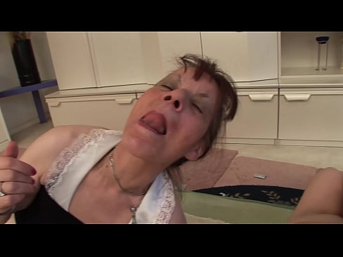 ❤️ Bi amona eta aitona batek hirukotea dute ❤ Super pornoa %eu.ixiporn-com.ruan ❤