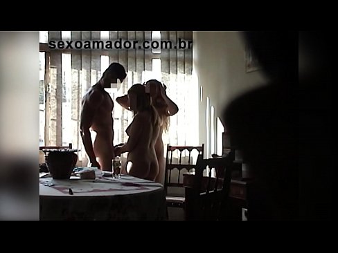 ❤️ Sexu-lagunek gizon erraldoi bat eta hirukote batera gonbidatzen dituzte berarekin ❤ Super pornoa %eu.ixiporn-com.ruan ❤
