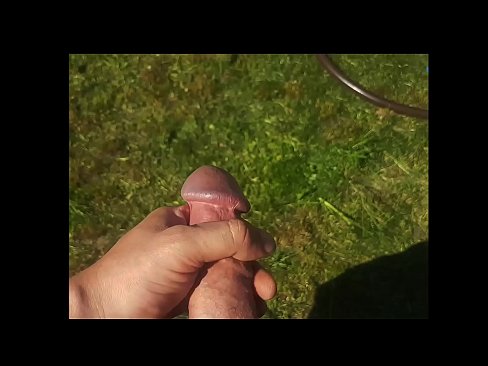 ❤️ Hottie beroa bere pussy arrosa izorratu egiten du eta udako lorategi batean squirt batekin esperma egiten du ❤ Super pornoa %eu.ixiporn-com.ruan ❤
